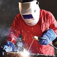 جوشکاری و لوله کشی گاز