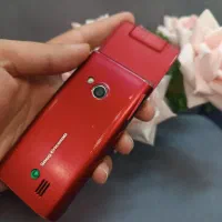 سونی اریکسون J20i قرمز هازل کلکسیونی، نوستالژی|موبایل|تهران, فلسطین (میدان انقلاب)|دیوار