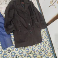 سه عدد کت|لباس|خاش, |دیوار