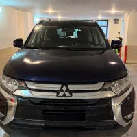 اوتلندر ۲۰۱۶ تیپ ۳