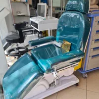 تخت و صندلی زیبایی