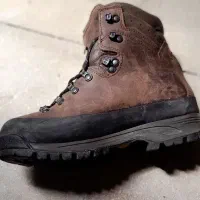 کفش کوهنوردی Lomer چرم طبیعی سایز 40 سالم|کیف، کفش، کمربند|قم, زنبیل آباد|دیوار