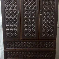 کمد چوبی تمیز سالم