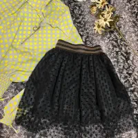 بلوز و  دامن  دخترانه کاملا نو ۱۰تا ۱۳ سال