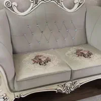 مبل کرم رنگ