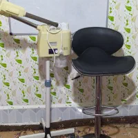 دوعددصندلی پایه استیل ویک عدد دستگاه بخور صورت|آرایشگاه و سالن‌های زیبایی|تربت‌حیدریه, پیشکوه|دیوار