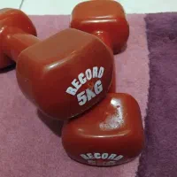 دمبل ۵ کیلویی رکورد