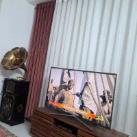 دکور پرده رنگ عنابی|پرده، رانر، رومیزی|کرج, شهرک فهمیده|دیوار