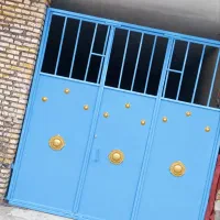 درب های حیاط خانه. 3در3