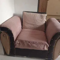 یک دست مبل تخت شو با دو عدد تشک|مبلمان خانگی و میز عسلی|آستارا, |دیوار