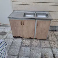 تعدادی کابینت و سینک ظرفشوئی|مصالح و تجهیزات ساختمان|قم, زاد|دیوار