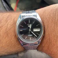 ساعت سیکو و قفس سهره