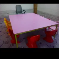 میز کودک و صندلی کودک