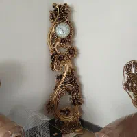 ساعت ایستاده سالم و تمیز در حد نو