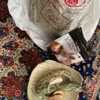 یونجه و تشویقی و اسباب بازی