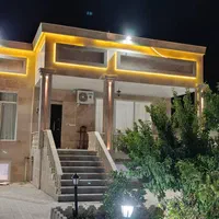 ویلا ییلاقی زیبا با استخرآبگرم و جکوزی در شاندیز|اجارهٔ کوتاه‌مدت ویلا و باغ|شاندیز, |دیوار