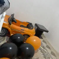 ماشین شارژی|اسباببازی|رباطکریم, رباطکریم|دیوار