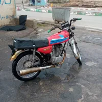 دوعدد موتور فروش قرمز ۲۵ ومشکی قیمت ۱۸|موتورسیکلت|آبدانان, |دیوار
