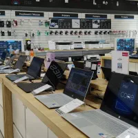 تا ۵۰٪ آف لپتاپ های برند اخرین روز تخفیفات