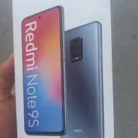 گوشی نوت ۹ اوراقی