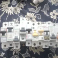 لوازم برقی لامپ کم مصرف ودکوری  وسرپبچ وجعبه تقسیم