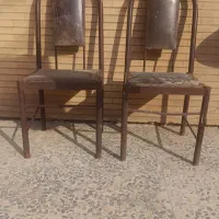 صندلی آهنی