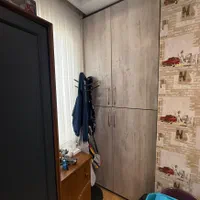 درب های کمد دیواری کاملا در حد نو فروخته میشود