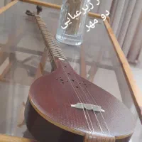 سه تار زیرعبایی، دو مهر