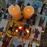 آینده بینی و احساسی|خدمات پذیرایی، مراسم|تهران, فلسطین (میدان انقلاب)|دیوار