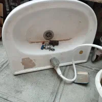 صندلی ارایشگاه روشویی و کاتالوگ رنگ|آرایشگاه و سالن‌های زیبایی|اسفراین, |دیوار