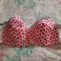 لباس زیر زنانه و ساق دست|لباس|رشت, نامجو|دیوار