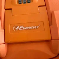 چمدان برند و یک عدد فرش 4 متری|کیف، کفش، کمربند|شیراز, تاچارا|دیوار