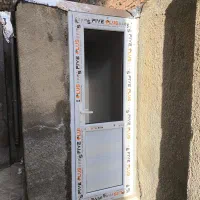 (تعمیر )و تولید درب و پنجرهupvc و آلمینیوم