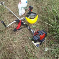 تراشیدن علفهای هرز با دستگاه