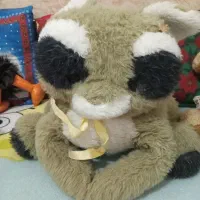 عروسک|اسباب‌بازی بچه|زاهدان, |دیوار