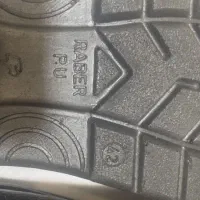 کفش کار|کیف، کفش، کمربند|قرچک, زیبا شهر|دیوار