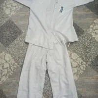 لباس کیوکوشین کاراته بزرگسال و تعدادی کمربند