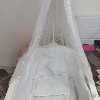 تخت کنار مادر . گهواره بچه تخت بچه|تخت و صندلی بچه|تهران, نظام‌آباد|دیوار