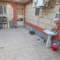 خانه طبقه بالا رهن و اجاره داده میشود