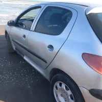 ۲۰۶نقره ای شاسی سالم تمام رنگ۸۳|خودرو سواری و وانت|رشت, معلم|دیوار