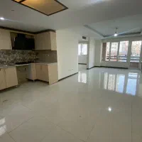 80-متر-دو-خواب-سالن-پرده-خور-غرق-نور