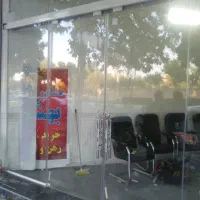 نصب وتعمیرات شیشه سکوریت|خدمات پیشه و مهارت|بروجرد, |دیوار