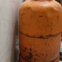 یک عدد کپسول گاز