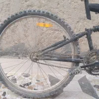 دوچرخه ۲۶|دوچرخه، اسکیت، اسکوتر|نیمروز, |دیوار