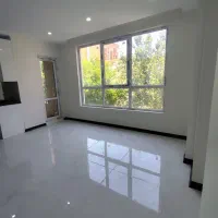 آپارتمان ۱۰۰ متری / کلید نخورده/ خوش نقشه