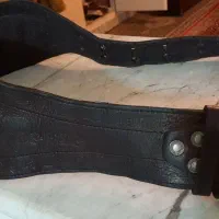 کمربند چرم اصلی پاورلیفتینگ باشگاه رضوان شیروانی