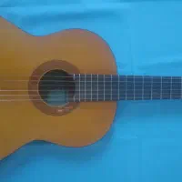 گیتار C-40 یاماها سری قدیمی اندونزی