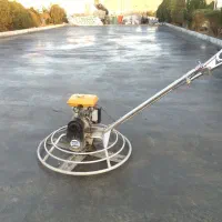 بتن ریزی کف با ماله پروانه