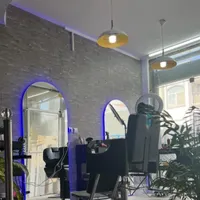 آرایشگر مردونه به صورت کرایه صندلی