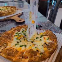 پیتزا شاتوت کاشان یکی بخر دوتا ببر